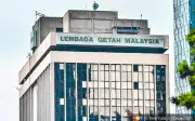 LGM Rampas 4 Tan Sarung Tangan Getah Ditolak Tanpa Permit di Puchong
