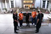 MACC Tahan Bekas CEO, Pengerusi Syarikat Skandal Saham RM300 Juta
