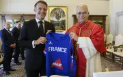 Macron Temui Paus Leo XIV di Vatikan, Bincang Perang Timur Tengah dan Gencatan Senjata