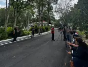 Media berkumpul di kediaman MB Negeri Sembilan selepas Umno tarik sokongan