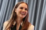 Natalie Portman Hamil Anak Ketiga, Ungkap Rasa Syukur Sebagai 'Keistimewaan dan Mukjizat'