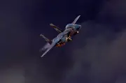 Operasi Penyelamatan Berisiko Tinggi AS: Kru F-15 Ditembak Jatuh di Iran Berjaya Diselamatkan