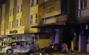 Pasangan Cedera Selepas Kedai Barangan Sembahyang Cina Terbakar di Kuala Krai