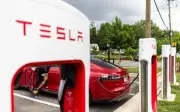 Pendaftaran Kereta Tesla Melonjak di Pasaran Utama Eropah pada Mac