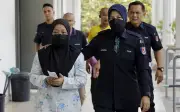Pengasuh bayi didakwa dera bayi hingga mati, tidak mengaku bersalah