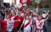 Protes di Peru Tuntut Pengiraan Undi Presiden yang Ditangguh