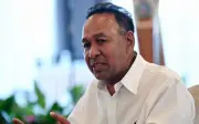 Rozali Ismail Lepas Jawatan Pengerusi Eksekutif Puncak Niaga Holdings Bhd
