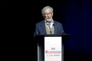 Spielberg Dedah 'Disclosure Day' Lebih Realiti, Nolan Promosi 'The Odyssey' di CinemaCon