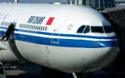 Syarikat Penerbangan China Naikkan Caj Bahan Api untuk Penerbangan Domestik