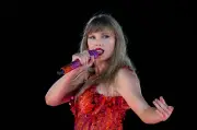 Taylor Swift daftar cap dagang suara dan imej lawan AI