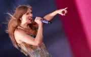 Taylor Swift daftar tanda dagang suara ketika lonjakan klon AI