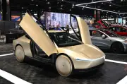 Tesla mulakan pengeluaran robotaxi Cybercab, kata Elon Musk