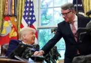 Trump Ancam Semak Semula Perjanjian Dagang UK, Kritik Sokongan Perang Iran