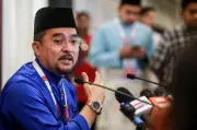 Umno sokong wakil BN tarik sokongan MB, gesa rundingan dengan PH