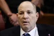 Weinstein didakwa semula: Mangsa dedah taktik pujian sebelum rogol