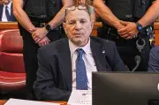 Weinstein Kembali ke Mahkamah: Didakwa Mangsa Wanita Bercita-cita Tinggi