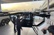 Xpeng sasar pengeluaran besar-besaran kereta terbang pada 2027, robot pada 2026