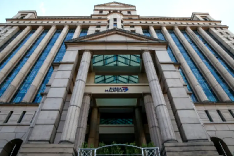 Bursa Malaysia Ditutup Rendah Susah Geopolitik dan Inflasi