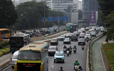 Dasar kerja dari rumah Indonesia kurangkan penggunaan petrol 9%