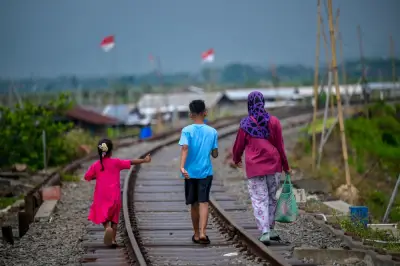 Indonesia tutup 172 lintasan kereta api haram, kemalangan cecah 1,000 kes