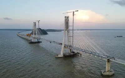 Jambatan rentas sungai terpanjang Malaysia dibuka di Sarawak