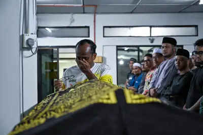 Jenazah Nur Izzati Humaira selamat dikebumikan di Tanjong Malim