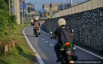 Laluan motosikal Lebuhraya Persekutuan dinaik taraf siap Ogos