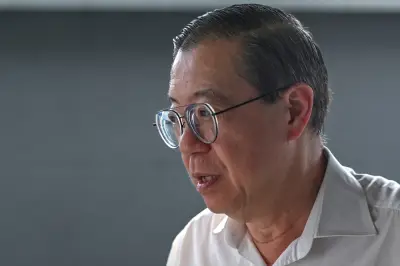 Lim Guan Eng desak Anwar batalkan syarat 50 peratus ekuiti Bumiputera