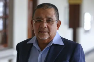 Mahkamah Persekutuan tetapkan 26 Jun dengar permohonan semakan sabitan ISA Samad