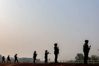 Myanmar dakwa tawan semula bandar sempadan Thailand selepas serangan dua minggu