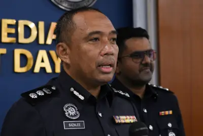 Polis tahan 15 individu, termasuk wanita, atas aksi flare berbahaya di Bukit Bintang