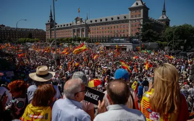 Ribuan Penunjuk Perasannya di Madrid Desak Peletakan Jawatan Perdana Menteri