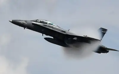 TUDM Sahkan Jet Pejuang Mendarat Kecemasan di KKIA
