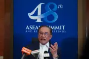Anwar: Amir Hamzah akan beri penjelasan mengenai peruntukan kepada Tengku Mahkota Pahang
