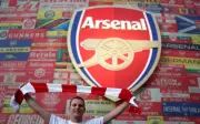 Arsenal Hampiri Kejuaraan Liga Perdana, Saingan Semakin Sengit
