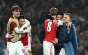 Arteta puji peminat Arsenal 'tetapkan standard' di Emirates gemuruh
