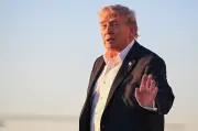 AS kawal kapal keluar Hormuz, Trump kata rundingan Iran 'sangat positif'