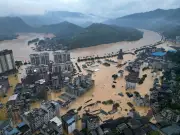 Banjir Besar China: 10 Maut, Hujan Lebih Buruk Dijangka