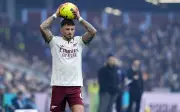 Ben White elak pembedahan, tetapi tempat Piala Dunia tidak pasti