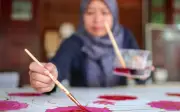 Bengkel Membatik Tarik Pelancong ke Rumah Batik Sri Wangsa