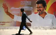 Bintang filem Vijay bentuk kerajaan baharu di negeri iPhone utama India