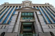 Bursa Malaysia Ditutup Rendah Susah Geopolitik dan Inflasi