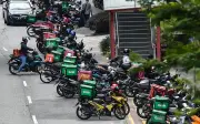 Cadangan tambah 50 liter kuota petrol untuk penghantar makanan