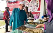 Di Rumah Makan Percuma, tiada siapa perlu bukti lapar untuk makan