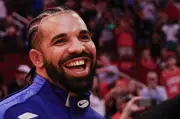 Drake Lancar Tiga Album Secara Mengejut, 43 Lagu dan Sindiran Pedas untuk Kendrick