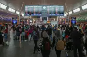 Dua maut jatuh di KLIA2: Polis sahkan lelaki Algeria 30 tahun mangsa kedua