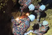 Dua maut tebatan tebing sungai ketika cari emas di Jeli