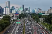 Ekonomi Indonesia Tumbuh 5.6%, Pacu Sasaran 8% Menjelang 2029