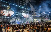 Festival Air Rain Rave: Hiburan Tanpa Pakaian Tidak Senonoh