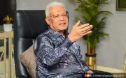 Gerakan 'Reset' Hamzah Lebih Menarik Berbanding Tawaran Umno kepada Bekas Ahli Bersatu